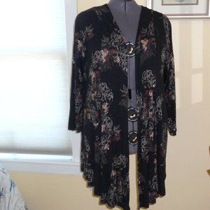 NWT Torrid 4X Black Open Front FitnFlare Cardi Top Floral Pattern Super Soft